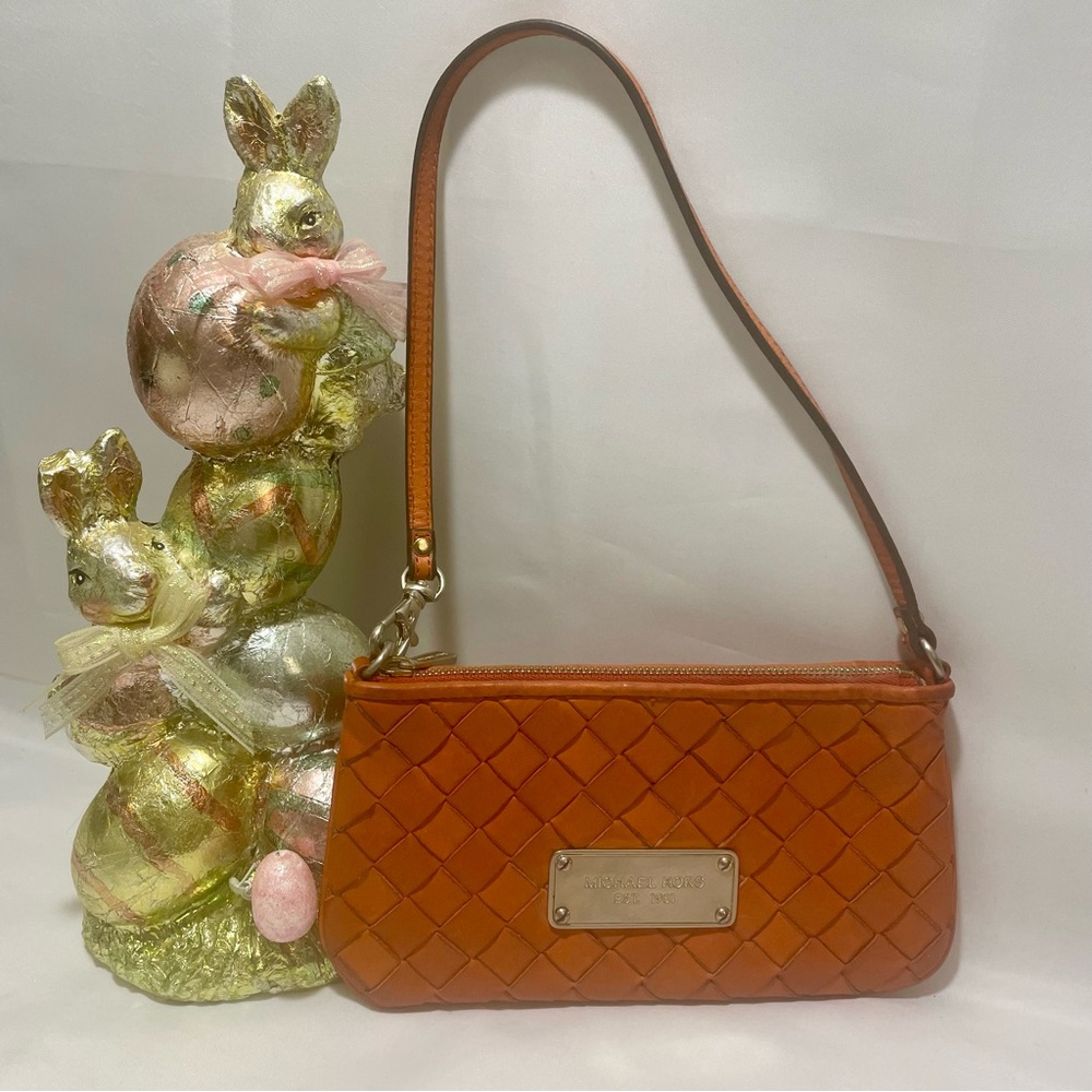 MICHEAL Michael Kors Leather Basket Weave Wristlet/ Handbag